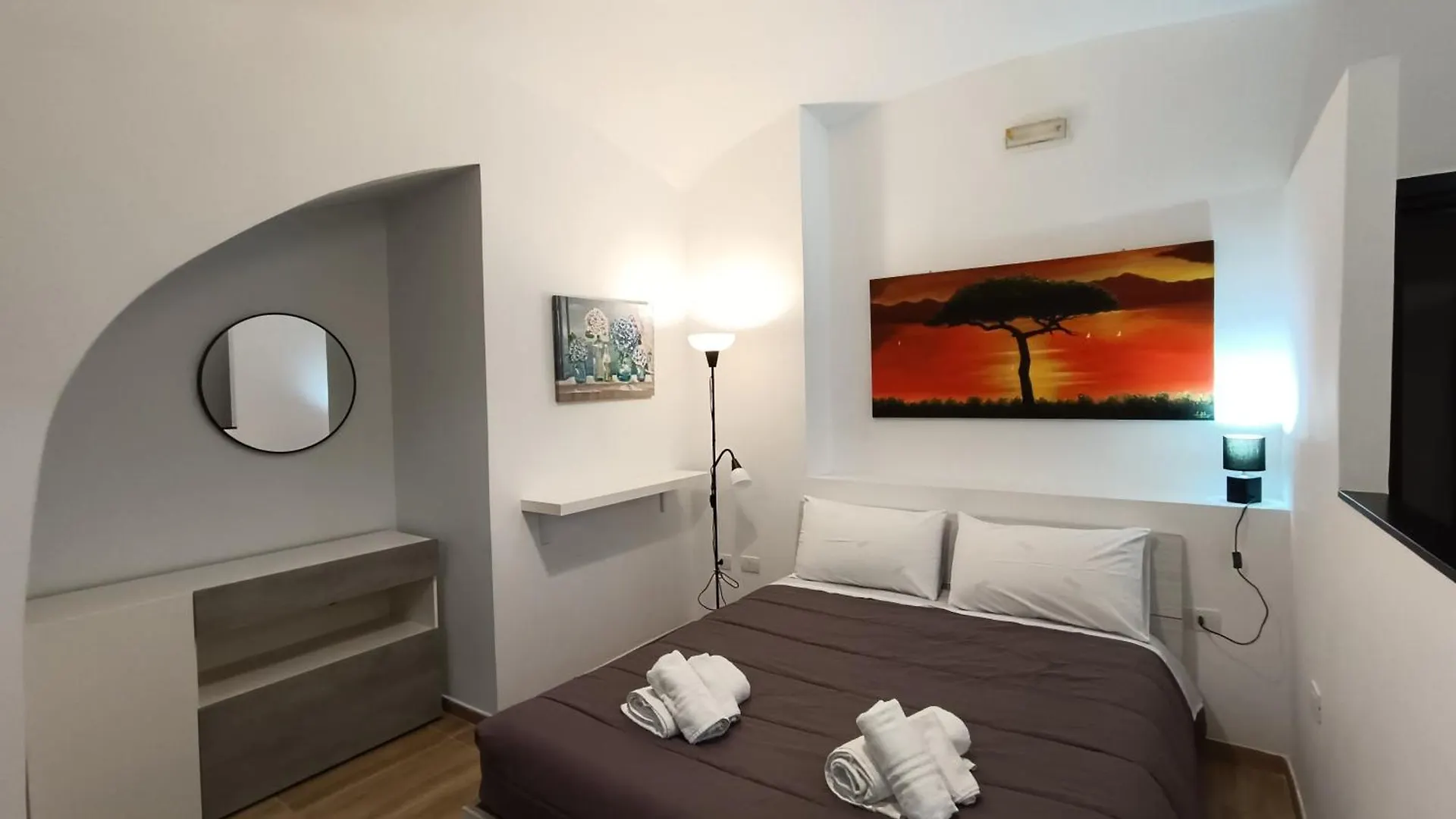 Ortensia Casa Vacanze Napoli 0*, Naples