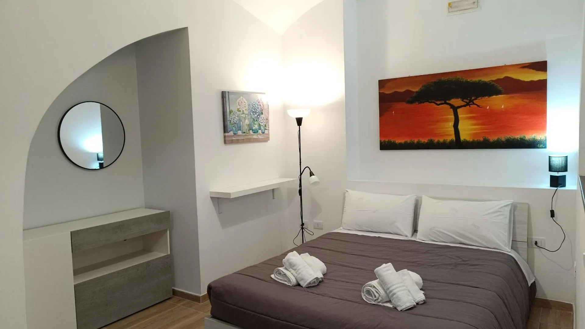 Ortensia Casa Vacanze Napoli Apartamento Nápoles